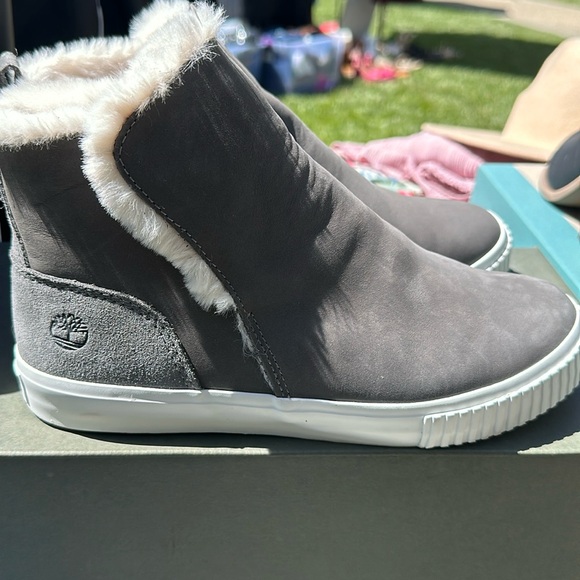 Timberland Skyla Pull on Boot - Picture 1 of 6